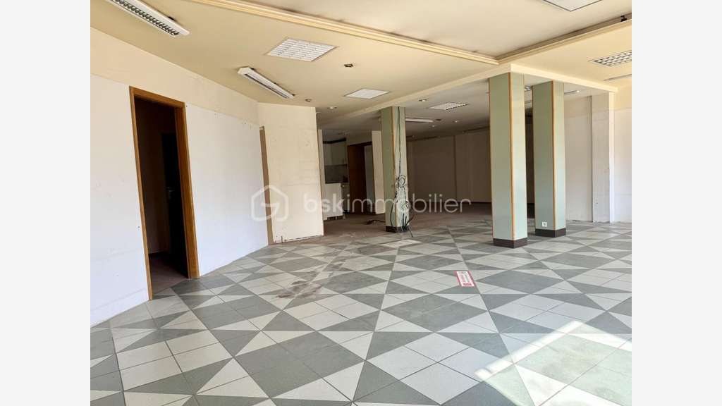 Vente local commercial de 137m² à Sarreguemines