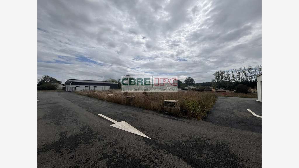 Vente bâtiment commercial 465m² Sault-de-Navailles