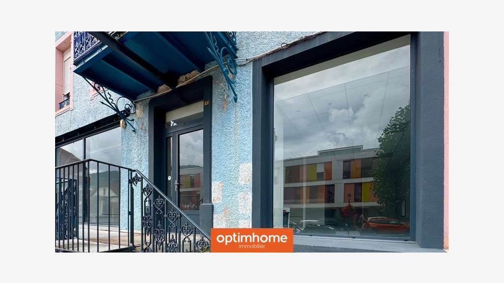 A vendre local commercial rénové 107m² à Saulxures