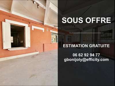 Vente Immeubles commerciaux / Mixtes à Sauveterre