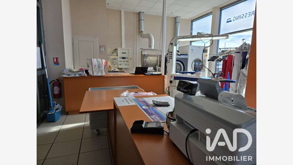 Local commercial à Sauveterre-de-Guyenne