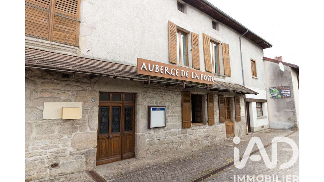 AV murs hôtel-restaurant 2378m² Sauviat sur Vige