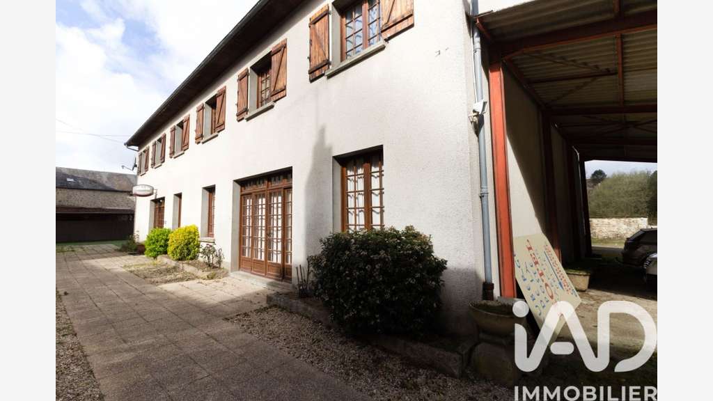 AV murs hôtel-restaurant 2378m² Sauviat sur Vige