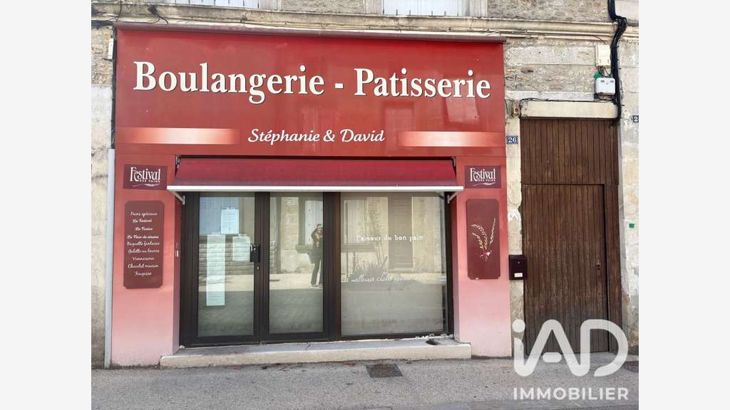 Vente local commercial 188m² à Sauzé-Entre-Bois