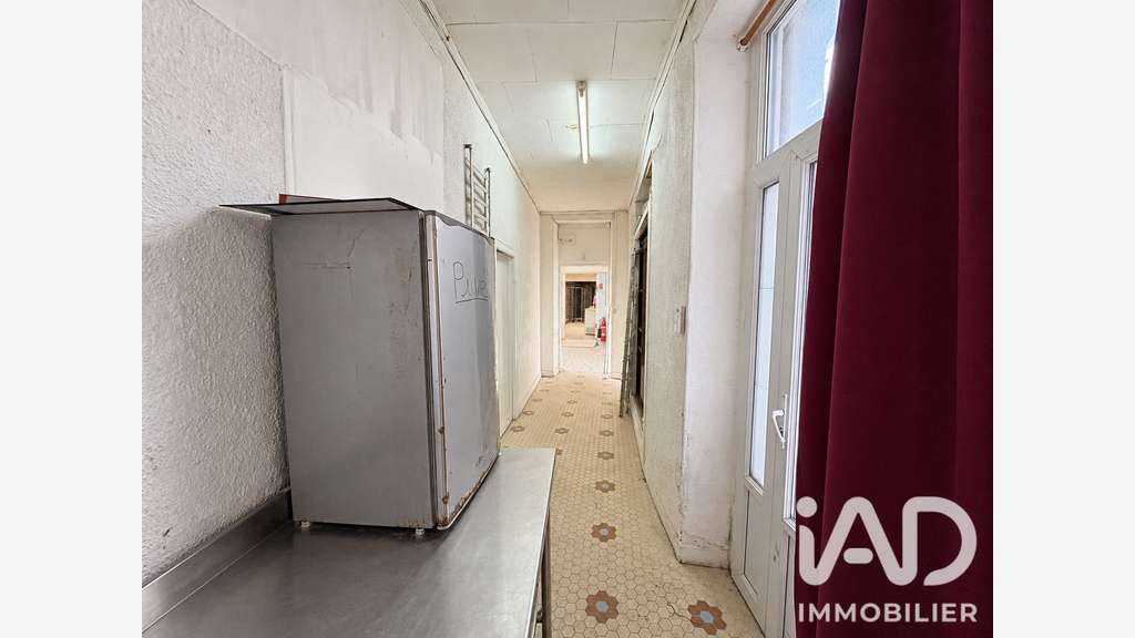 Vente local commercial 188m² à Sauzé-Entre-Bois