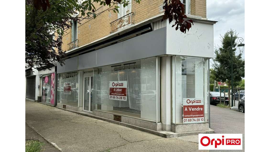 Vente local 151m² angle de rue à Savigny-sur-Orge