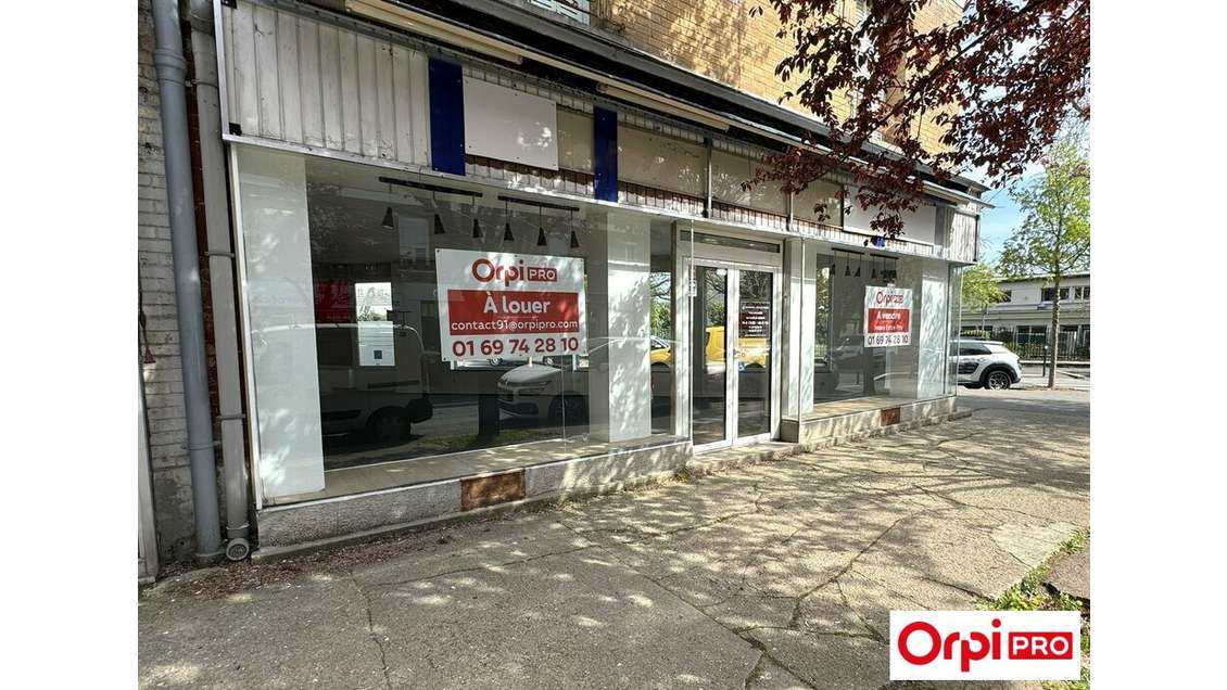 Vente local 151m² angle de rue à Savigny-sur-Orge