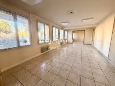 Vente local commercial de 169m² prox gare de Sens