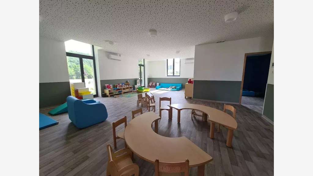 SÉRÉZIN-DU-RHÔNE - LOCAL COMMERCIAL à vendre