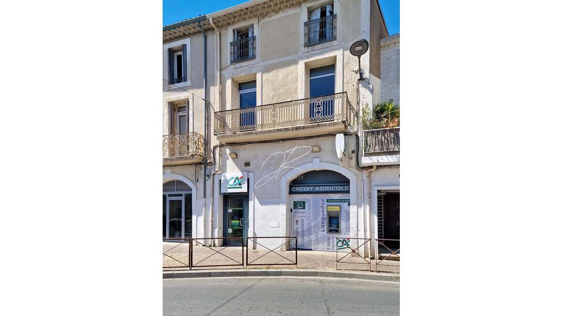 Vente local commercial 303m² à Sérignan centre