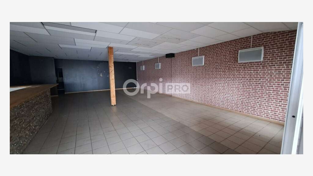 Vente local commercial 300m² à Serres-Castet
