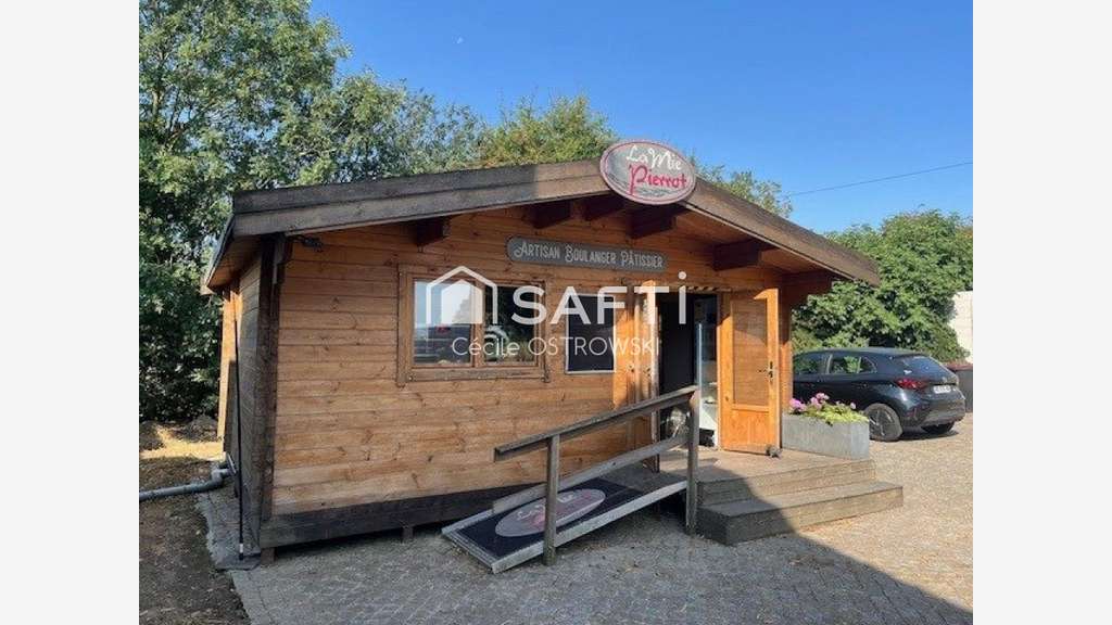LOCAL COMMERCIAL AVEC BAIL EN COURS – CHALET B