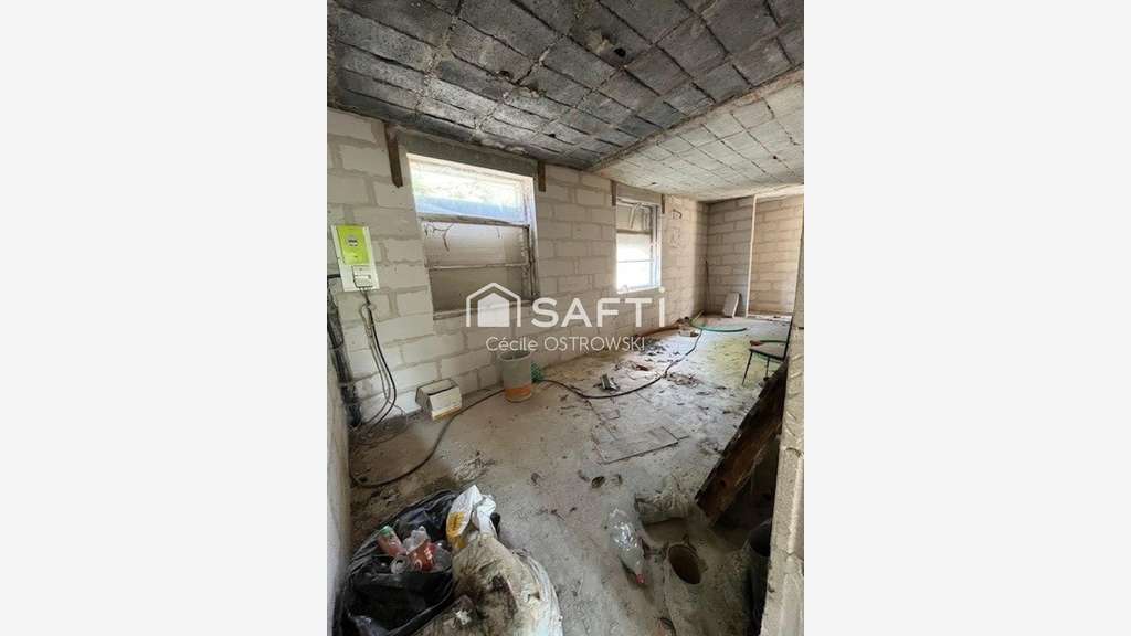 LOCAL COMMERCIAL AVEC BAIL EN COURS – CHALET B