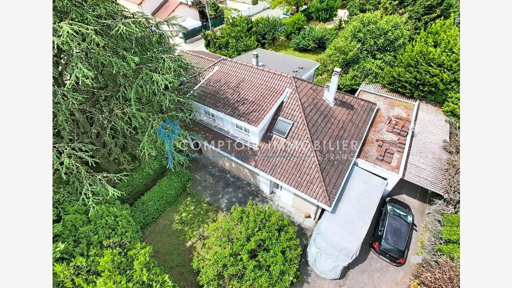 A vendre local professionnel 220m² à Seyssins