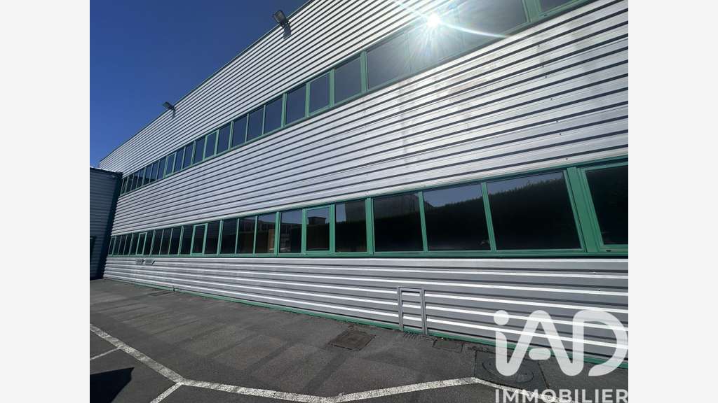 Vente local commercial de 800m² à Sin-le-Noble