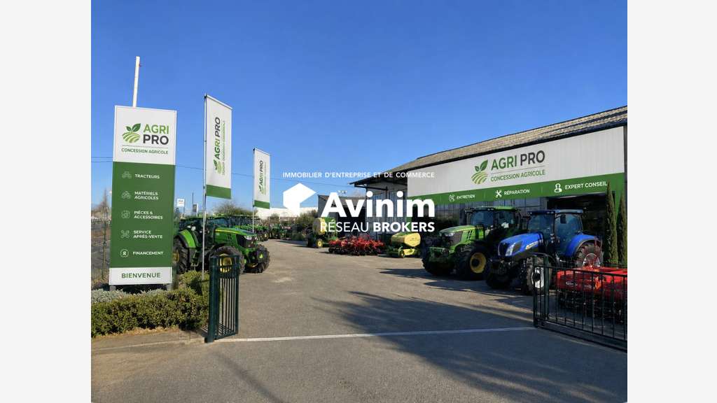 Vente local commercial de 1 740m² en zac Sisteron