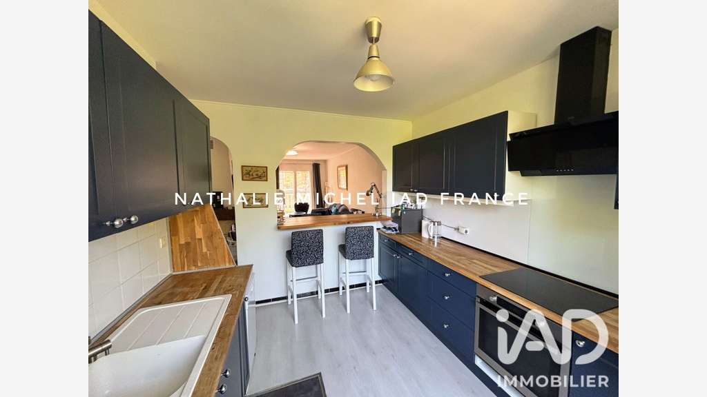 Cède local commercial 125m² à Six Fours les Plages