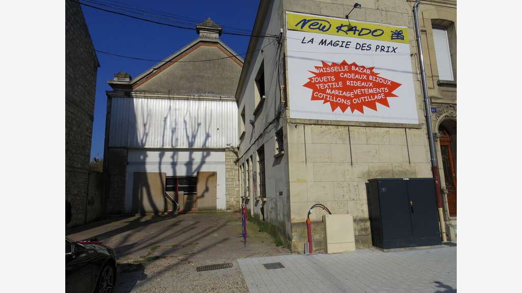 AV local commercial 690m² Soissons 50m de la gare