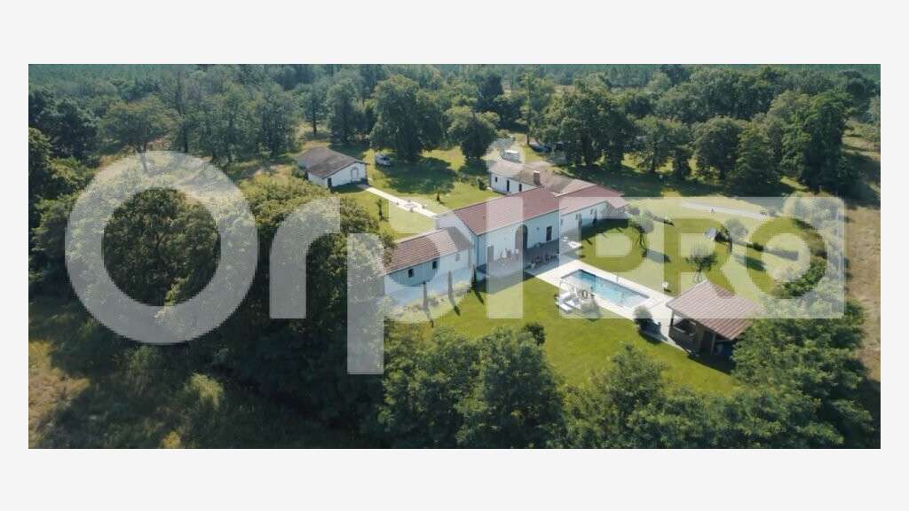 AV demeure napoléonienne murs 220m² FDC Solférino