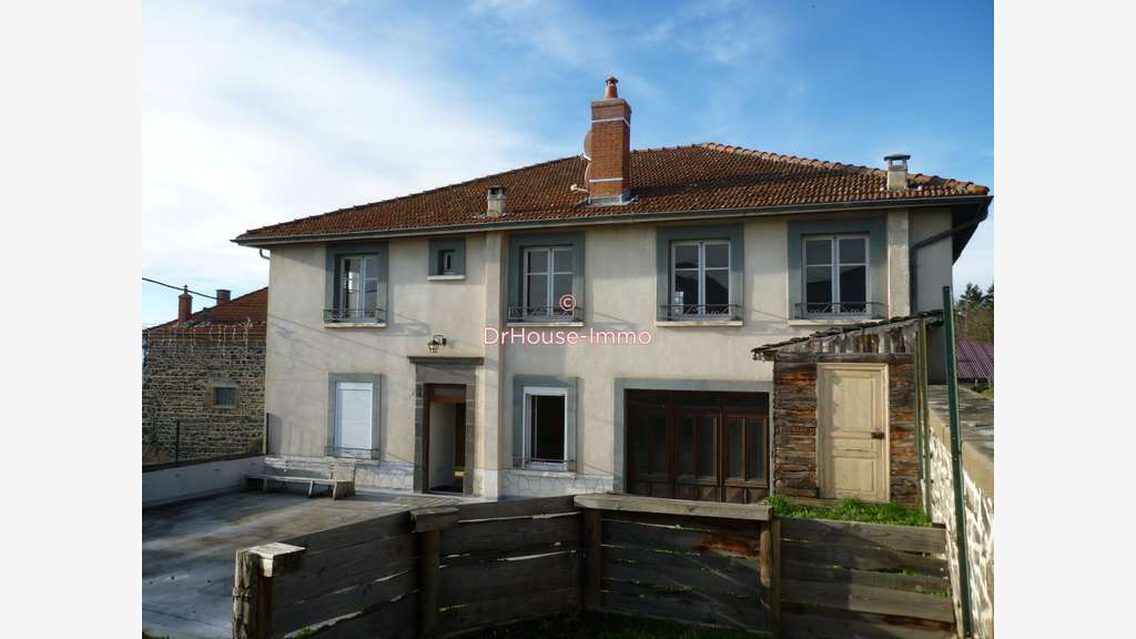 Vente immeuble avec commerce 125m² et appartement