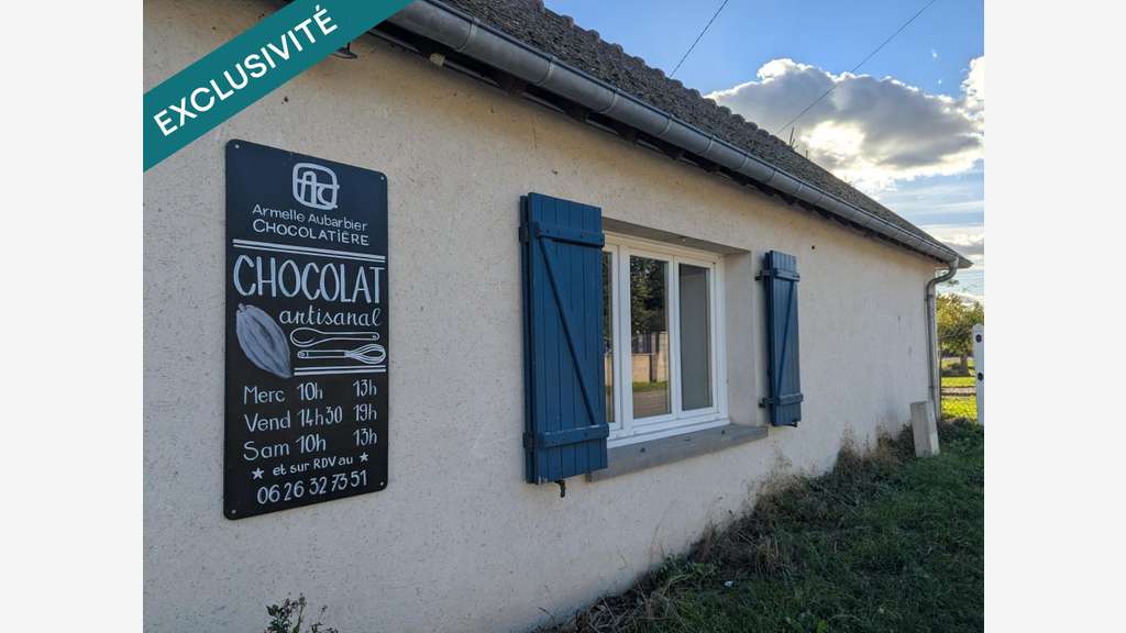 Local commercial de 30m2 sur terrain de 1054m2