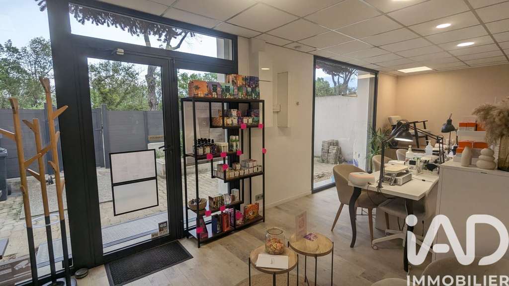 Vente local commercial 75m² à Sorgues