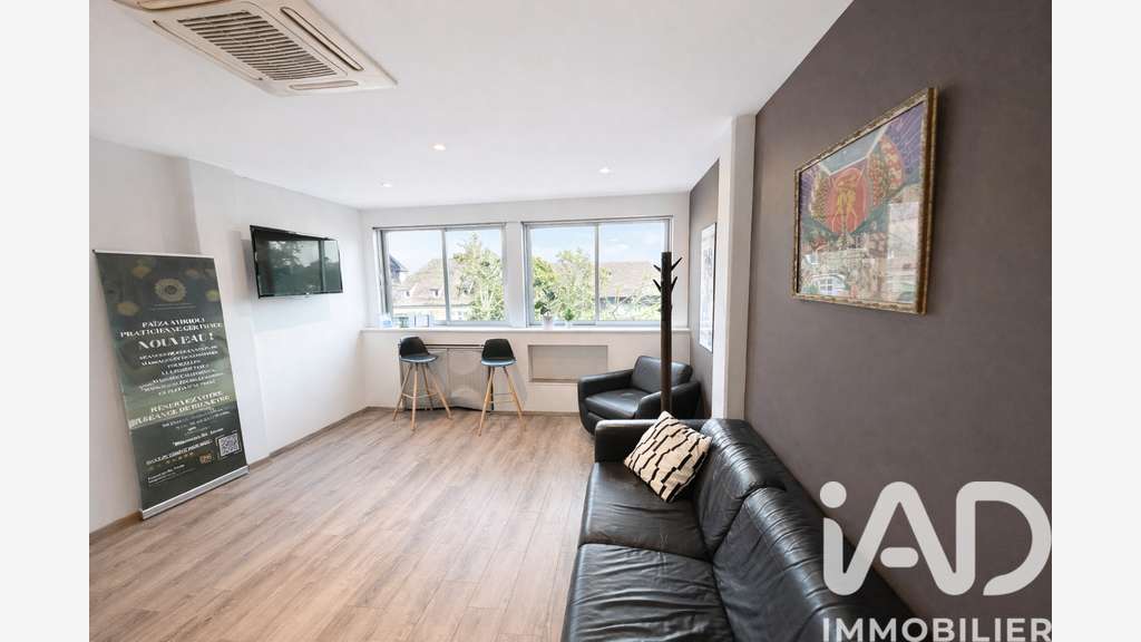 Vente local rénové 265m² à Strasbourg Rue Boecklin