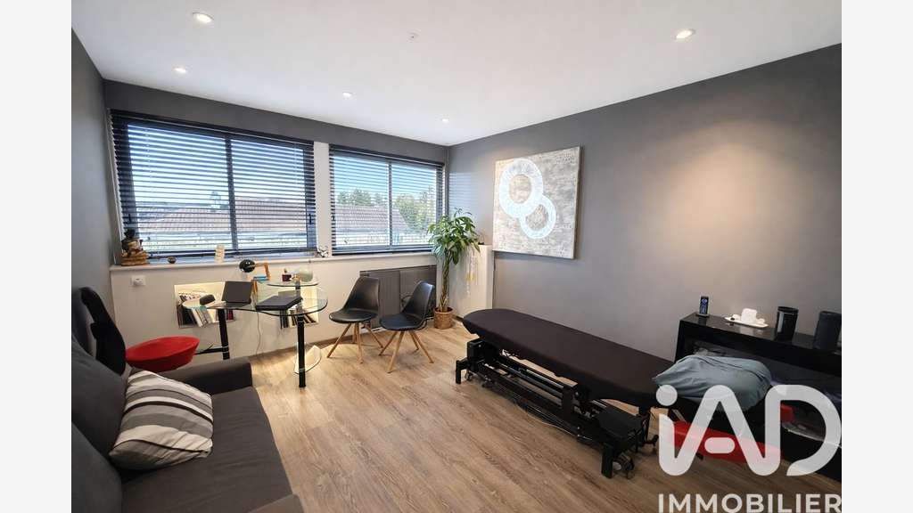 Vente local rénové 265m² à Strasbourg Rue Boecklin