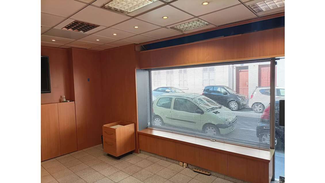 Vente murs de boutique libres 42.55m² à Suresnes