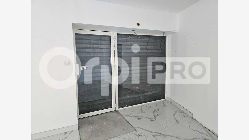 Vente local commercial 129m² à Talence Médoquine