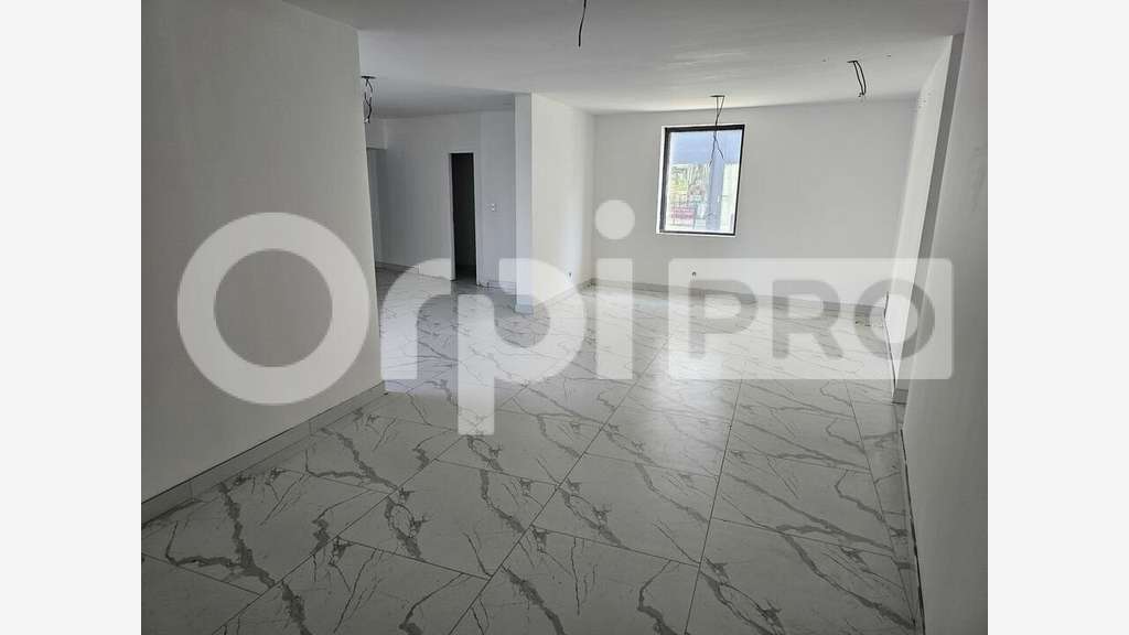 Vente local commercial 129m² à Talence Médoquine