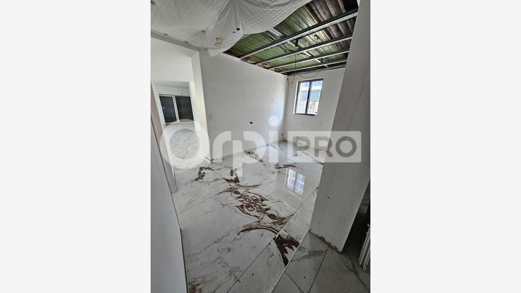 Vente local commercial 129m² à Talence Médoquine