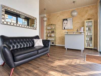 Vente local commercial de plain pied 74m² Talence