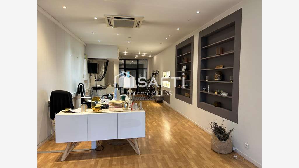 Local commercial ou bureau 95m² à vendre à Tarbes