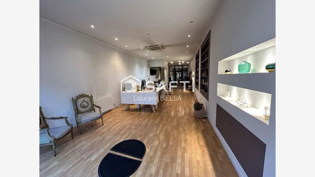 Local commercial ou bureau 95m² à vendre à Tarbes