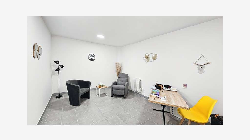 Local 53m² à vendre avec stationnement à Tarbes