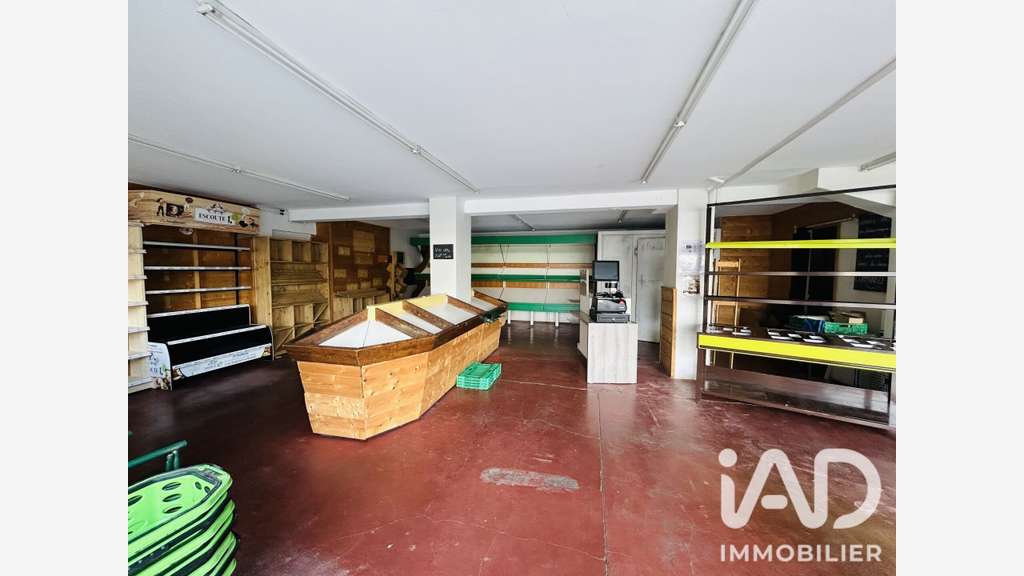 AV local commercial 80m² à Tarbes Place Marcadieu