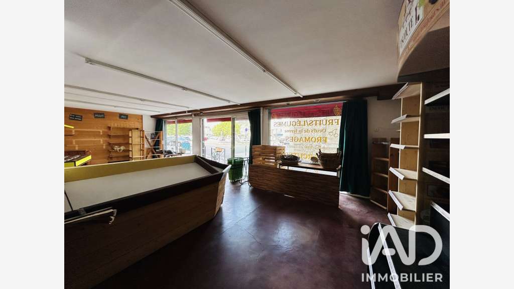AV local commercial 80m² à Tarbes Place Marcadieu