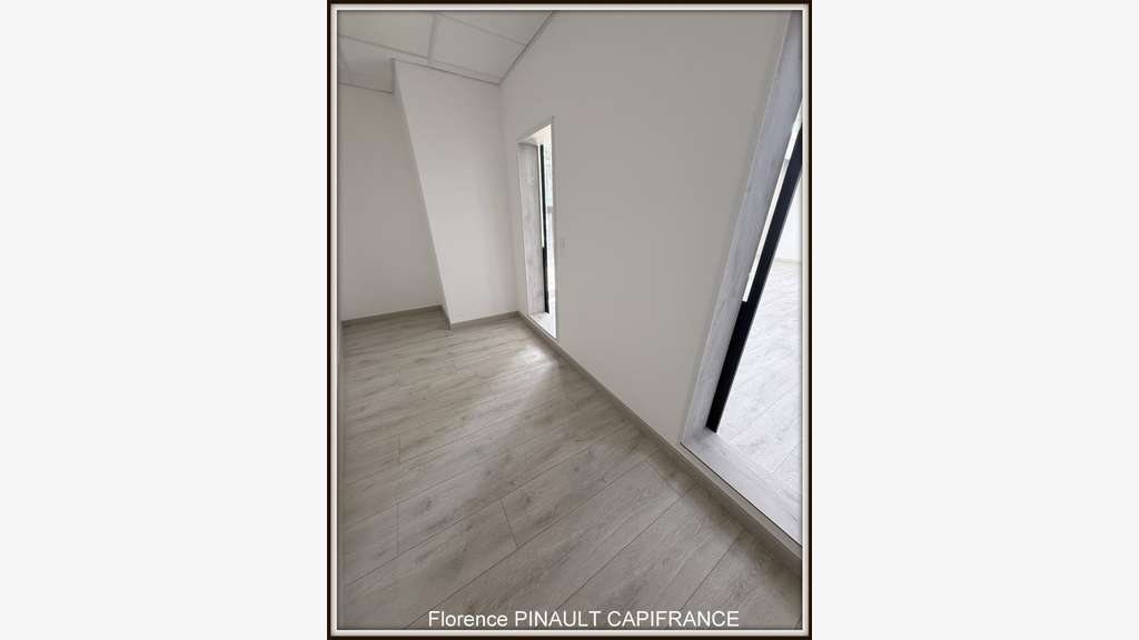 Local/bureau à vendre TARBES (65)