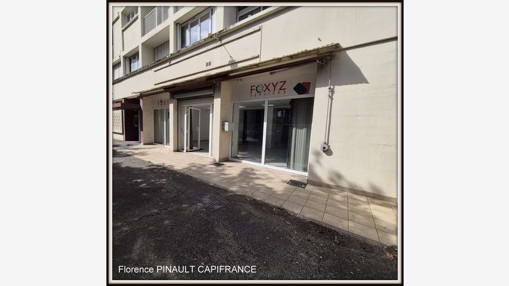 Local/bureau de 104m² à vendre à Tarbes (65)