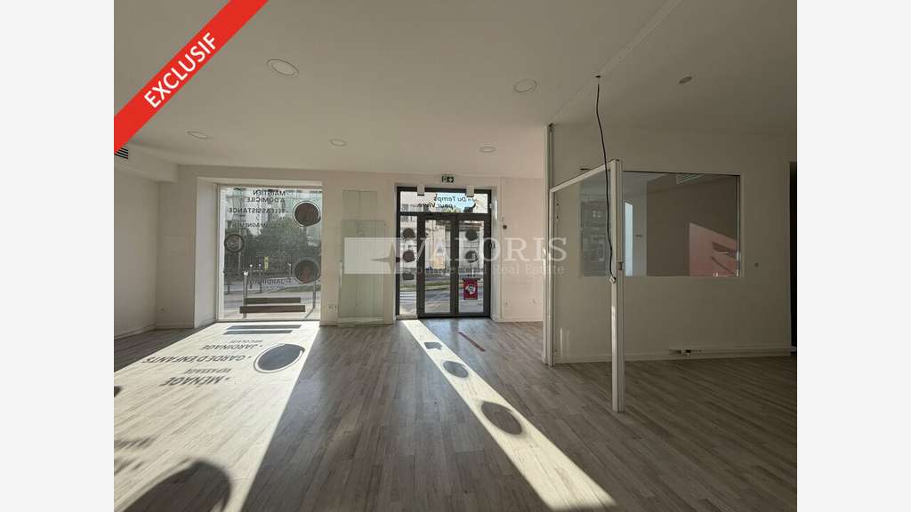 Local commercial 56m² à vendre Tassin la Demi Lune