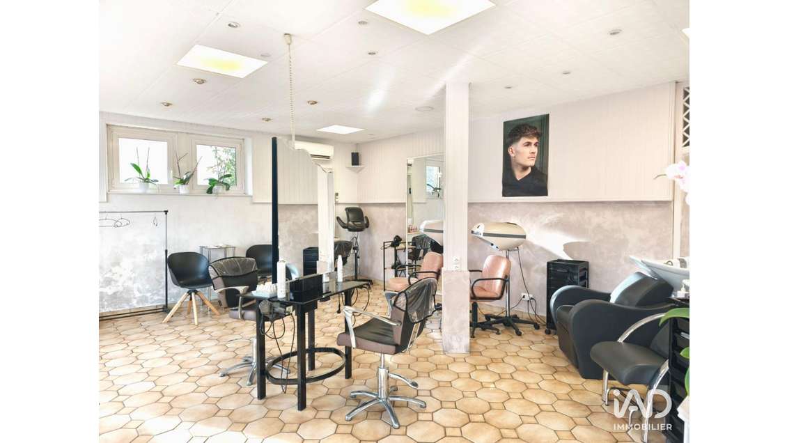 Local commercial à Terrasson-Lavilledieu