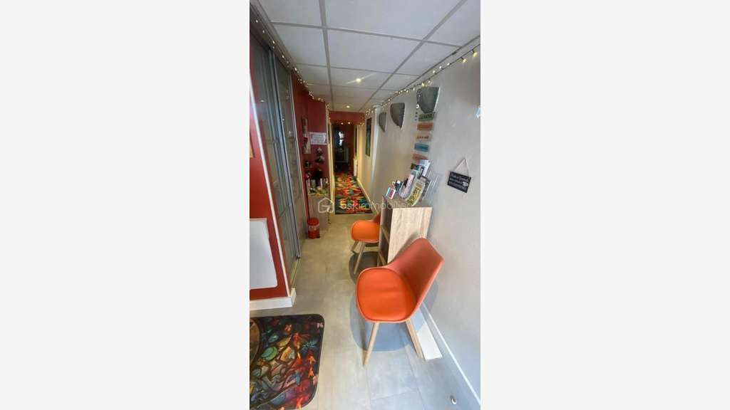 Vente droit au bail local rue commerçante Thônes