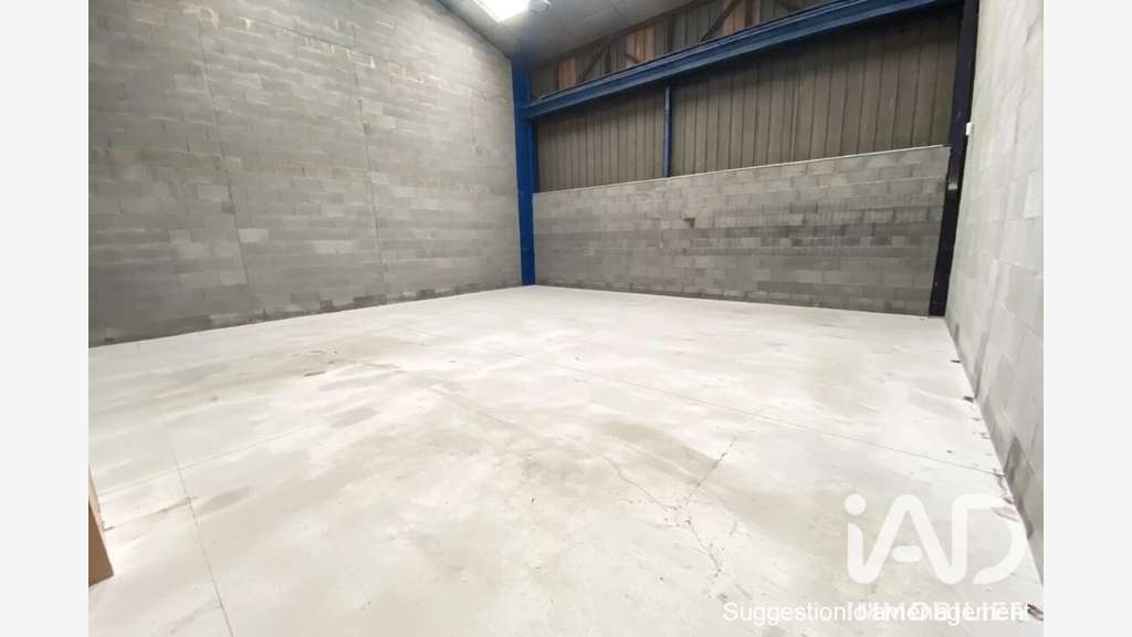 Vente bâtiment artisanal 150m² à Thouaré-sur-Loire