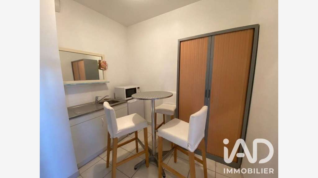 Vente bâtiment artisanal 150m² à Thouaré-sur-Loire