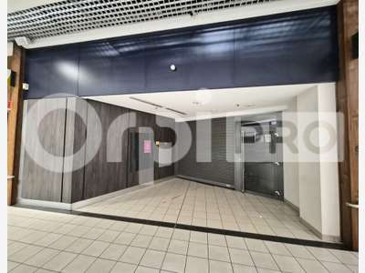 Local commercial de 148m² à vendre à Tinqueux