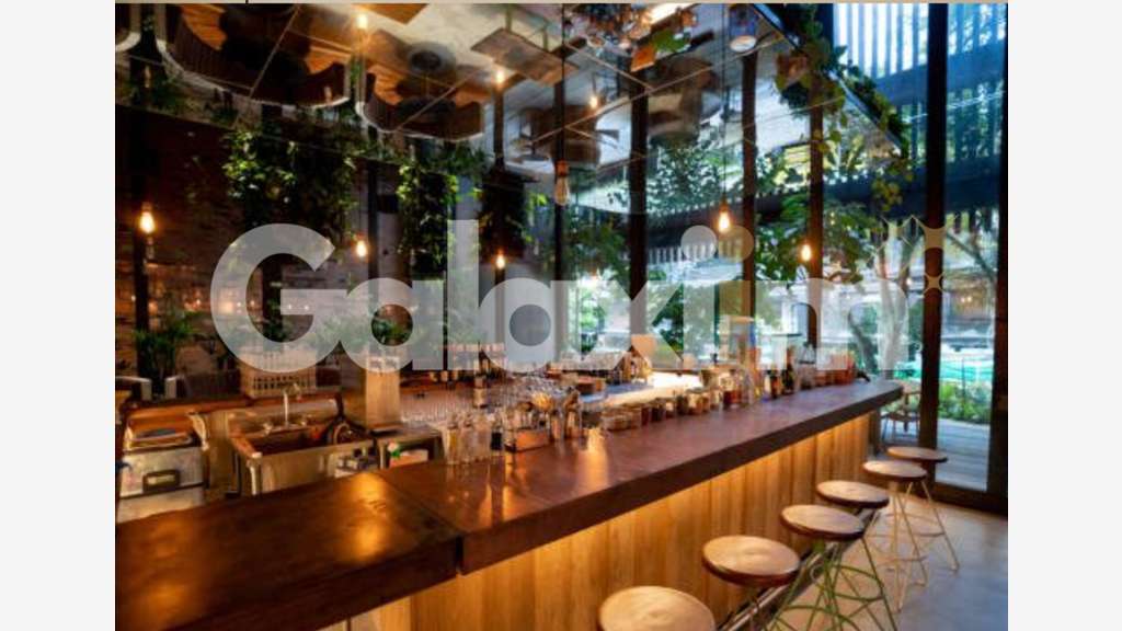AV murs commerciaux restaurant 800m² prox Rennes