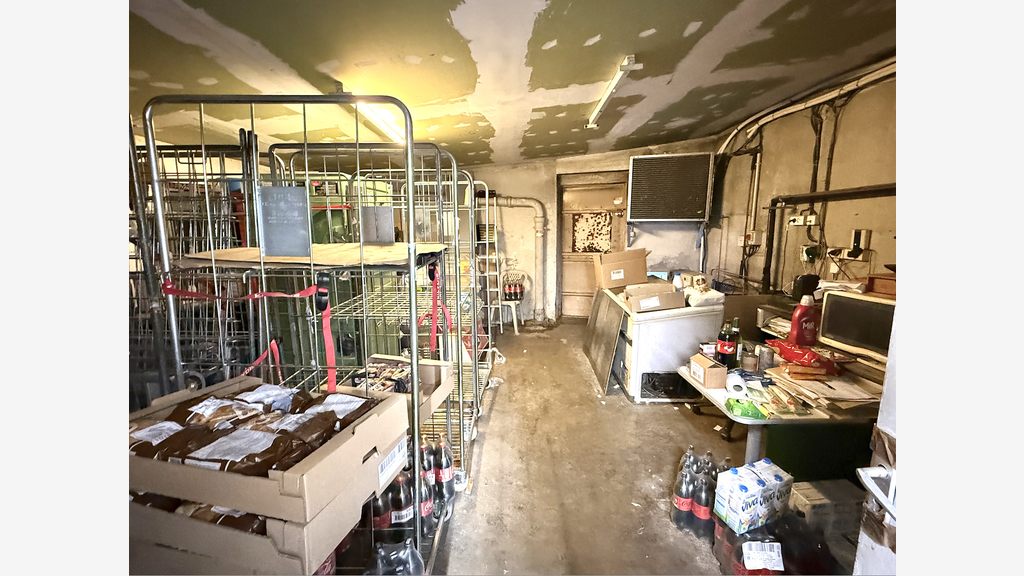 Vente murs commerciaux loués 97m² à Toulon Ouest