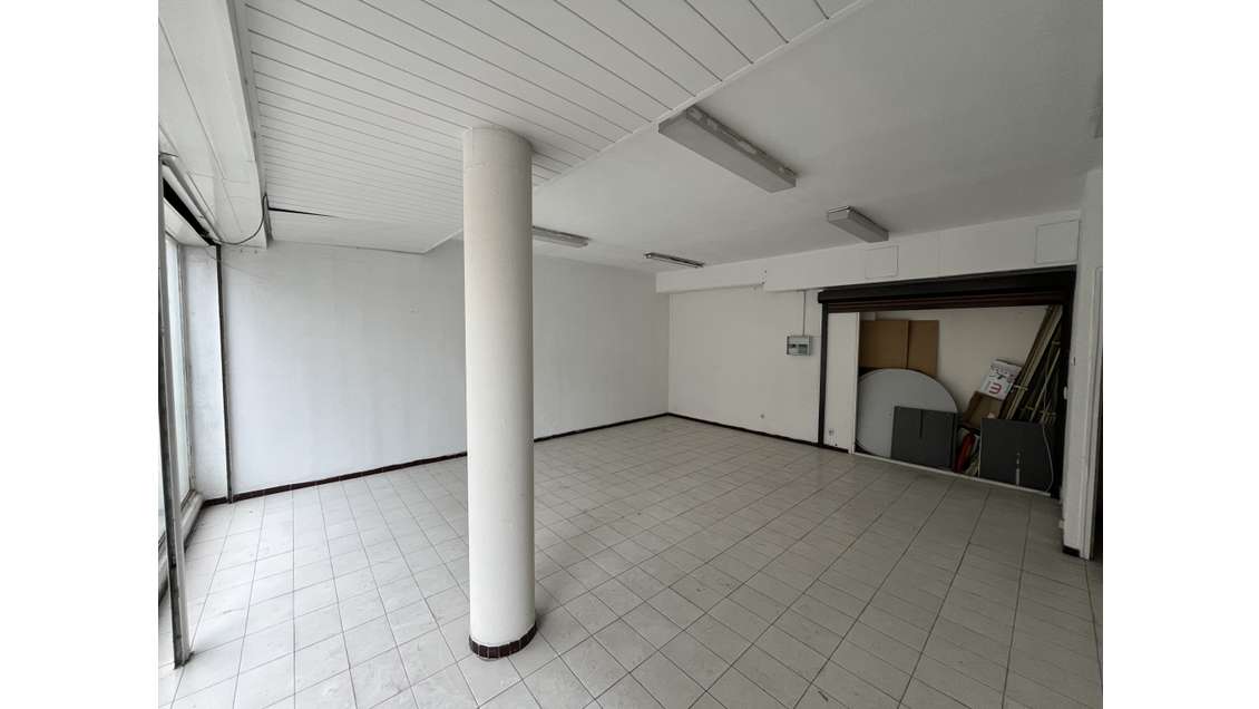 Vente local commercial 80m² à Toulon