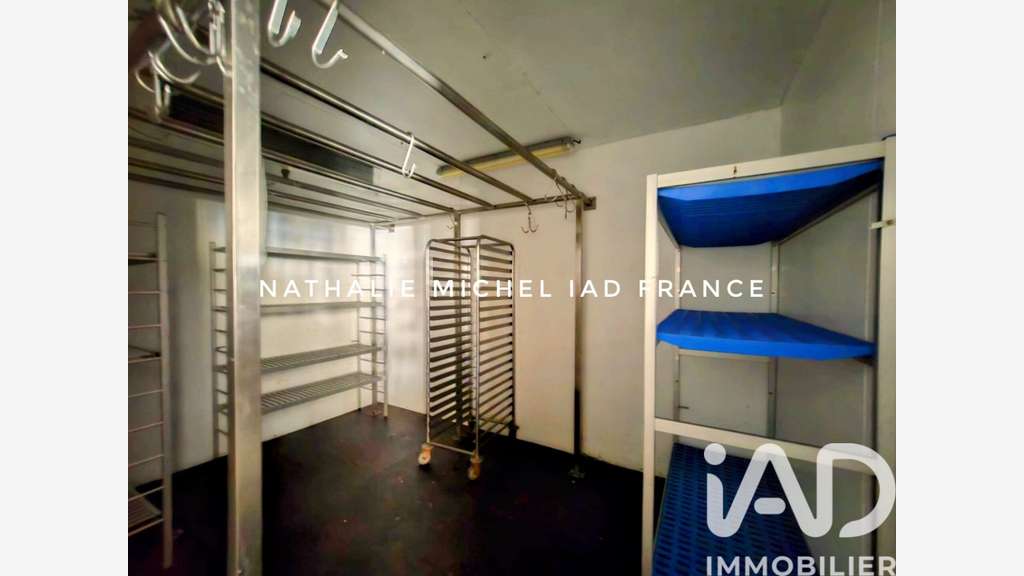 Vente local commercial 216m² à Toulon Est 